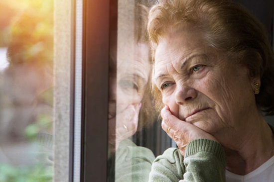 la soledad en la tercera edad y sus consecuencias para la salud